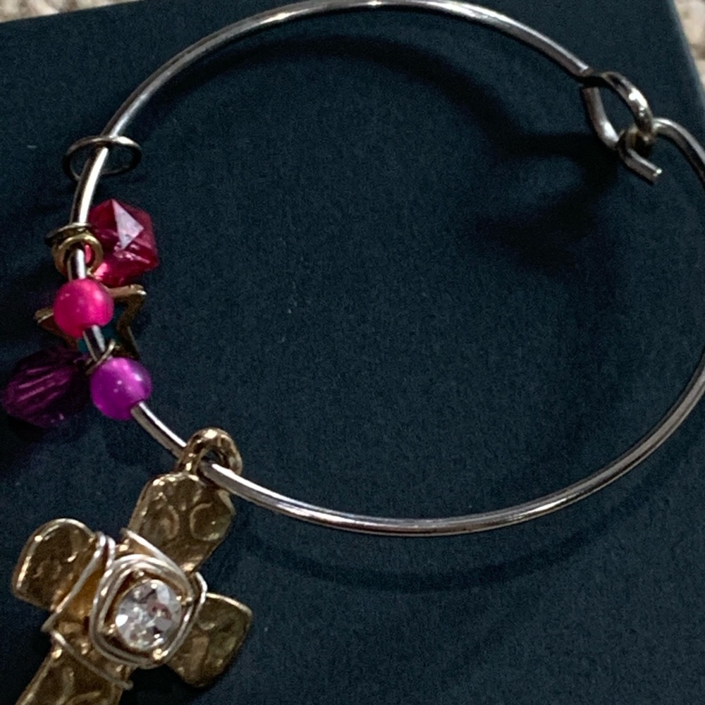 Bracelet with cross
